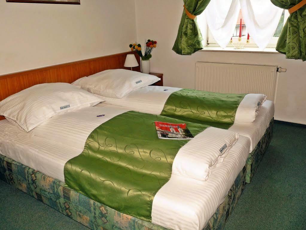 Hotel Abtshof Halberstadt Eksteriør billede