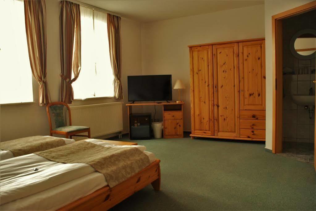 Hotel Abtshof Halberstadt Eksteriør billede