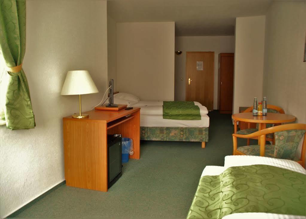Hotel Abtshof Halberstadt Eksteriør billede