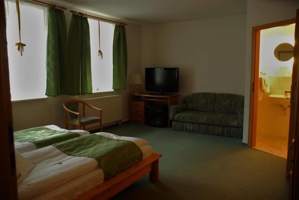 Hotel Abtshof Halberstadt Eksteriør billede